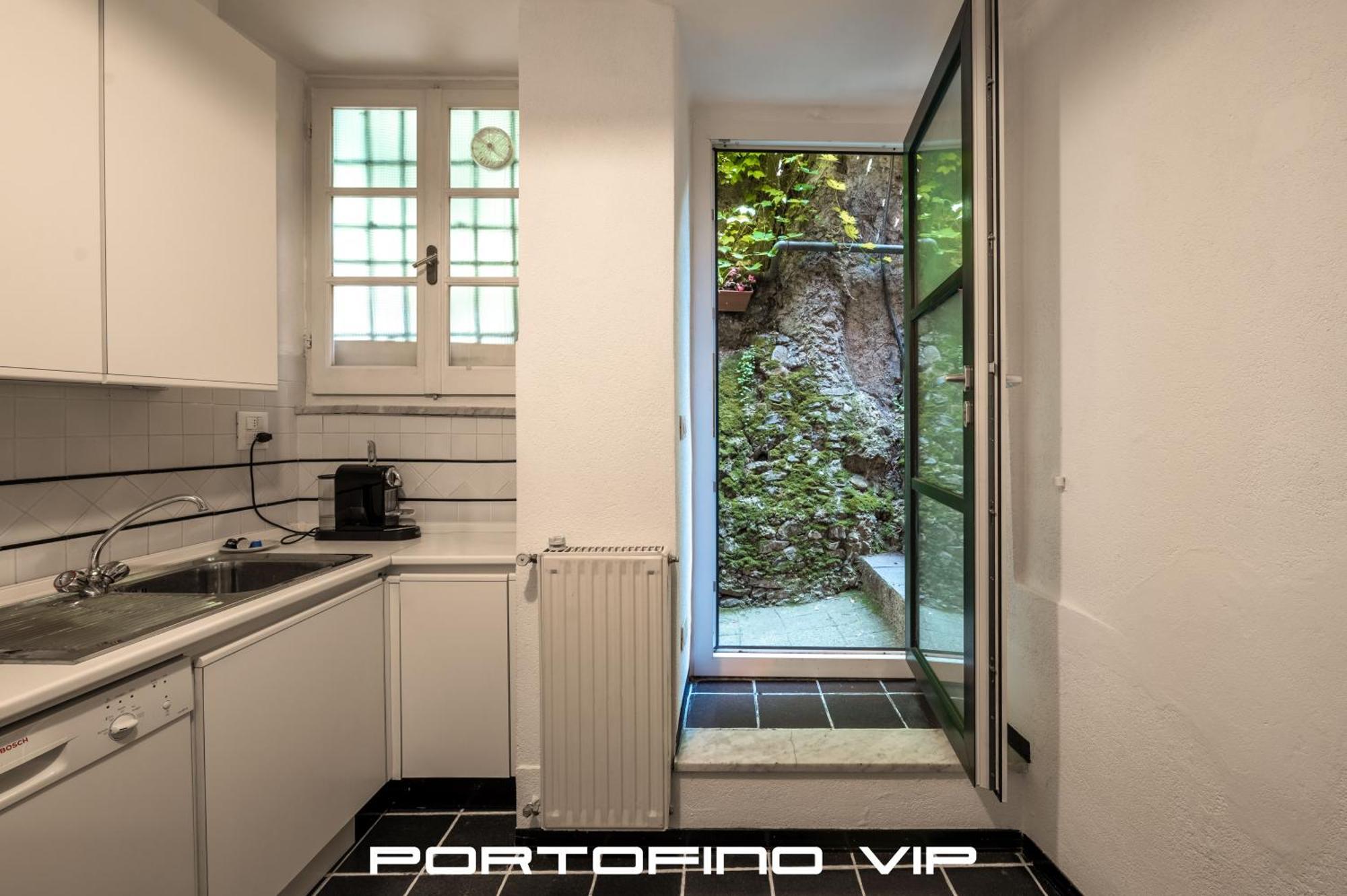 Your Window On Portofino By Portofinovip Екстериор снимка